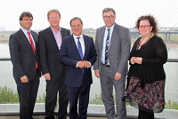 Gesprächspartner (v.l.n.r.): Marcus Optendrenk (CDU), Hubert Meyers, Armin Laschet (CDU), Andreas Hemsing und Sandra van Heemskerk. (Foto: © Pressestelle CDU NRW)